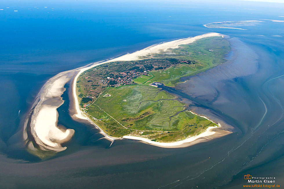 Spiekeroog-Luftaufnahme-Insel